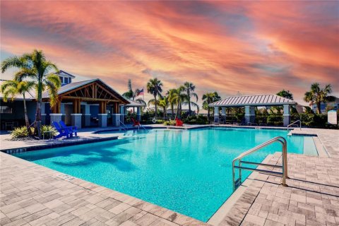 House in Parrish, Florida 3 bedrooms, 159.79 sq.m. № 1849508 - photo 8