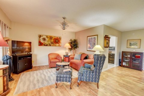 Condominio en venta en Boca Raton, Florida, 1 dormitorio, 66.43 m2 № 2079523 - foto 9