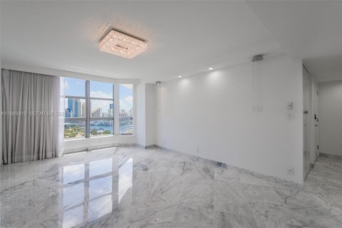 Condo in Aventura, Florida, 4 bedrooms  № 2032040 - photo 10