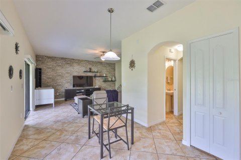 House in Riverview, Florida 4 bedrooms, 231.33 sq.m. № 1909252 - photo 26