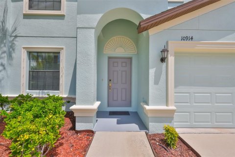 House in Riverview, Florida 4 bedrooms, 231.33 sq.m. № 1909252 - photo 6