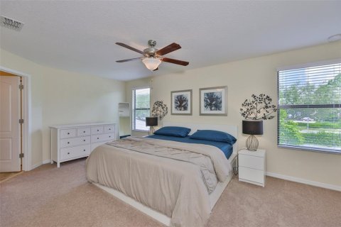 House in Riverview, Florida 4 bedrooms, 231.33 sq.m. № 1909252 - photo 27