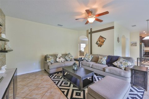 House in Riverview, Florida 4 bedrooms, 231.33 sq.m. № 1909252 - photo 17
