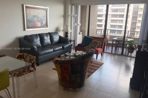 Купить кондоминиум в Ки-Бискейн, Флорида 1 спальня, 101.17м2, № 2067636 - фото 10