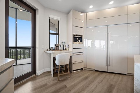 Condominio en venta en Fort Myers, Florida, 4 dormitorios, 364.92 m2 № 2306280 - foto 23
