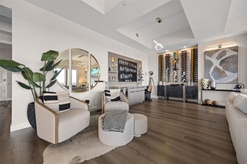 Condominio en venta en Fort Myers, Florida, 4 dormitorios, 364.92 m2 № 2306280 - foto 13