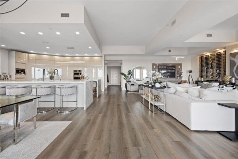 Condominio en venta en Fort Myers, Florida, 4 dormitorios, 364.92 m2 № 2306280 - foto 24
