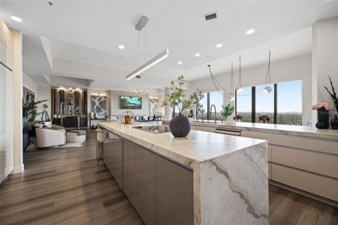Condominio en venta en Fort Myers, Florida, 4 dormitorios, 364.92 m2 № 2306280 - foto 20