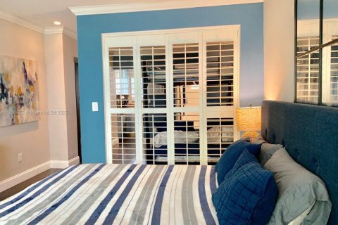 Condo in Miami Beach, Florida  № 1953217 - photo 4