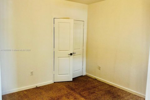 Townhouse in Homestead, Florida 3 bedrooms, 151.24 sq.m. № 1797671 - photo 17