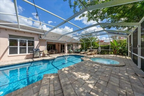 House in The Villages, Florida 2 bedrooms, 141.4 sq.m. № 2227467 - photo 8