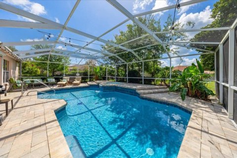 House in The Villages, Florida 2 bedrooms, 141.4 sq.m. № 2227467 - photo 3