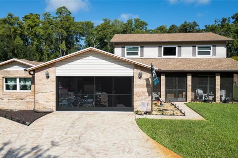 Villa ou maison à vendre à New Port Richey, Floride: 4 chambres, 314.75 m2 № 1915579 - photo 1