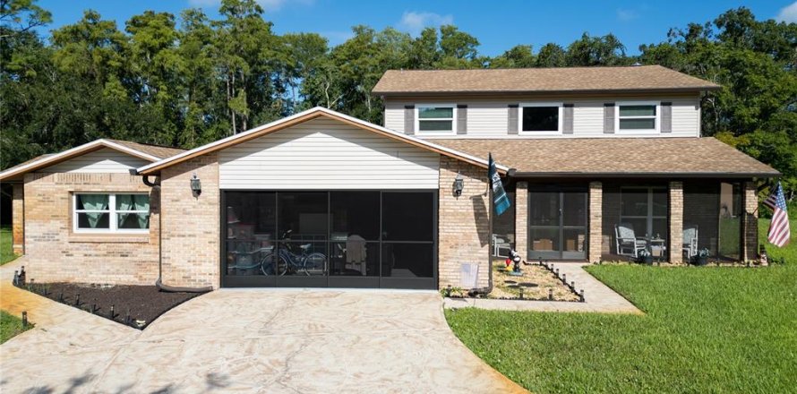 Villa ou maison à New Port Richey, Floride 4 chambres, 314.75 m2 № 1915579
