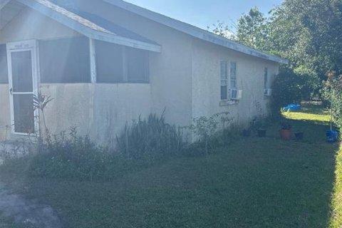House in Bartow, Florida 2 bedrooms, 75.81 sq.m. № 1916051 - photo 3