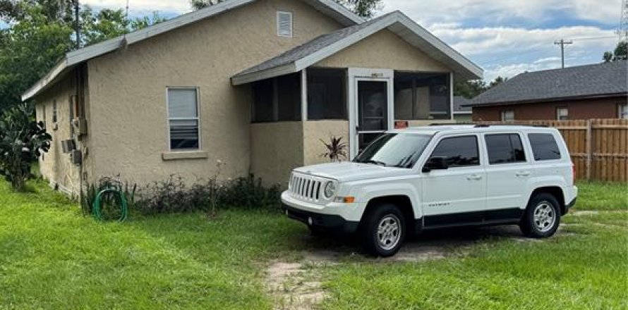 House in Bartow, Florida 2 bedrooms, 75.81 sq.m. № 1916051