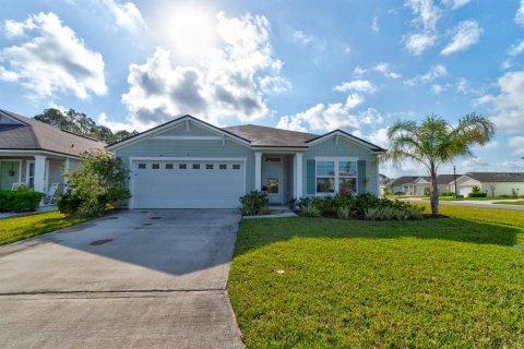 House in Bunnell, Florida 3 bedrooms, 159.23 sq.m. № 1844482 - photo 1