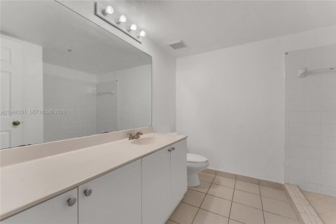 Condo in Homestead, Florida, 3 bedrooms № 2244432 - photo 21