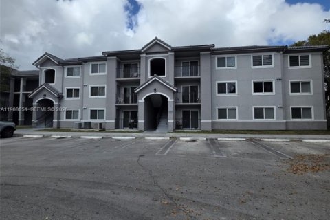 Condo in Homestead, Florida, 3 bedrooms № 2244432 - photo 25