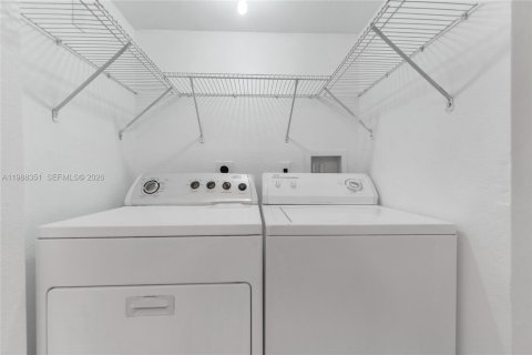 Condo in Homestead, Florida, 3 bedrooms № 2244432 - photo 14