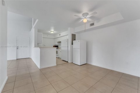 Condo in Homestead, Florida, 3 bedrooms № 2244432 - photo 9