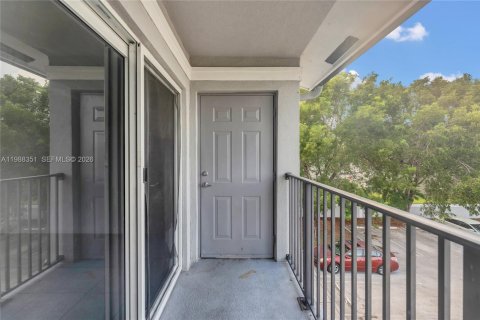 Condo in Homestead, Florida, 3 bedrooms № 2244432 - photo 22