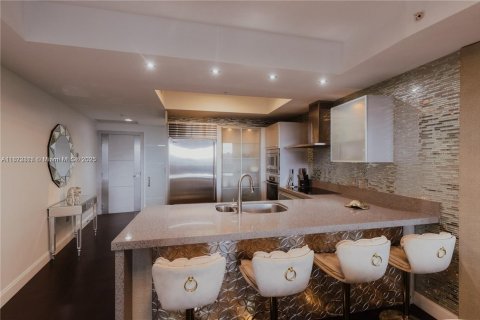 Copropriété à louer à Sunny Isles Beach, Floride: 3 chambres, 133.22 m2 № 1788880 - photo 4