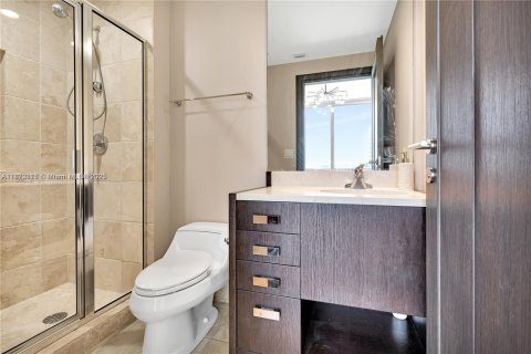 Copropriété à louer à Sunny Isles Beach, Floride: 3 chambres, 133.22 m2 № 1788880 - photo 28