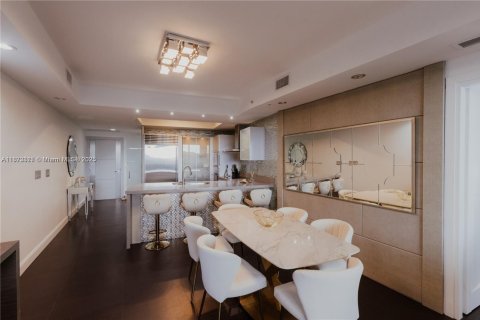Copropriété à louer à Sunny Isles Beach, Floride: 3 chambres, 133.22 m2 № 1788880 - photo 9