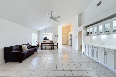 Villa ou maison à vendre à Lake Mary, Floride: 3 chambres, 153.85 m2 № 2221071 - photo 13