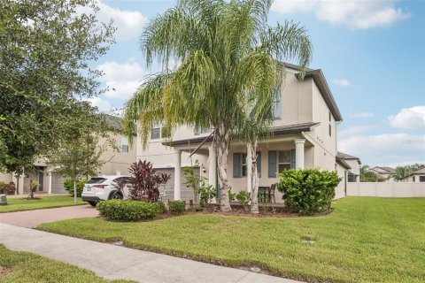 Villa ou maison à vendre à Lutz, Floride: 4 chambres, 241.36 m2 № 1903642 - photo 2