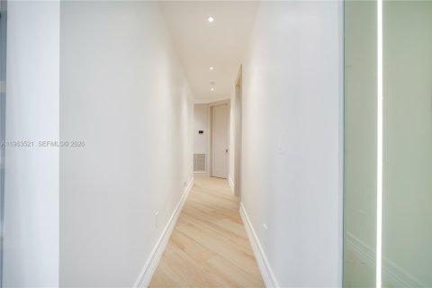 Купить виллу или дом в Пальметто-Бей, Флорида 5 спален, 251.21м2, № 2026719 - фото 25