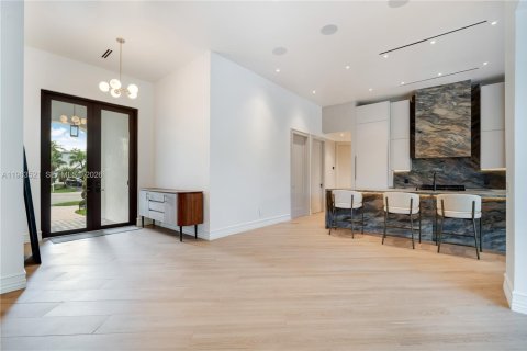 Купить виллу или дом в Пальметто-Бей, Флорида 5 спален, 251.21м2, № 2026719 - фото 5