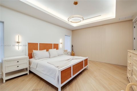 Купить виллу или дом в Пальметто-Бей, Флорида 5 спален, 251.21м2, № 2026719 - фото 27