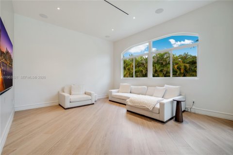 Купить виллу или дом в Пальметто-Бей, Флорида 5 спален, 251.21м2, № 2026719 - фото 21