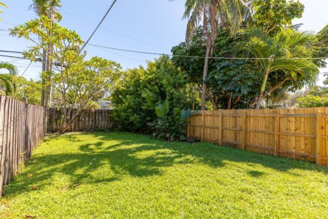 Touwnhouse à louer à Fort Lauderdale, Floride: 2 chambres, 83.43 m2 № 2414383 - photo 29