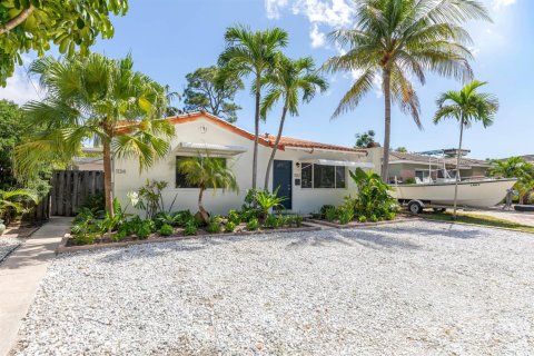 Touwnhouse à louer à Fort Lauderdale, Floride: 2 chambres, 83.43 m2 № 2414383 - photo 2