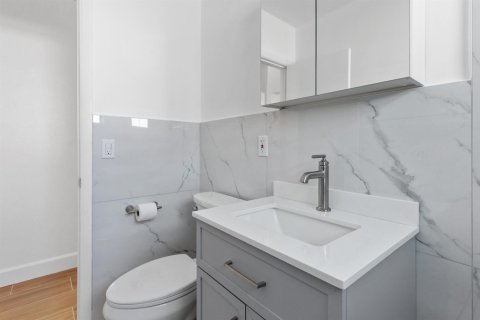 Touwnhouse à louer à Fort Lauderdale, Floride: 2 chambres, 83.43 m2 № 2414383 - photo 18