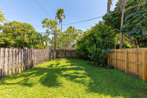 Touwnhouse à louer à Fort Lauderdale, Floride: 2 chambres, 83.43 m2 № 2414383 - photo 27