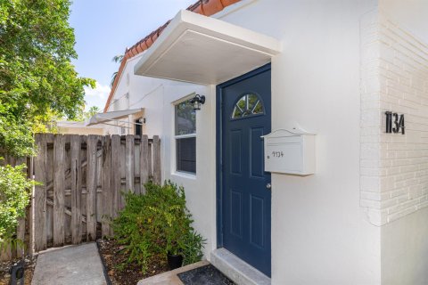 Touwnhouse à louer à Fort Lauderdale, Floride: 2 chambres, 83.43 m2 № 2414383 - photo 3