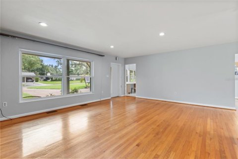 Casa en venta en Orlando, Florida, 3 dormitorios, 159.51 m2 № 2347314 - foto 9
