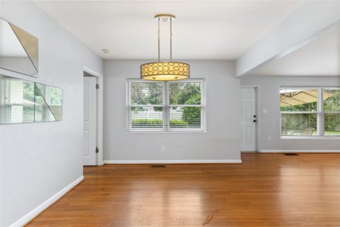 Casa en venta en Orlando, Florida, 3 dormitorios, 159.51 m2 № 2347314 - foto 13