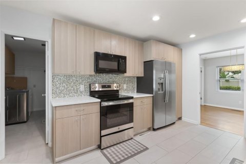 Casa en venta en Orlando, Florida, 3 dormitorios, 159.51 m2 № 2347314 - foto 12