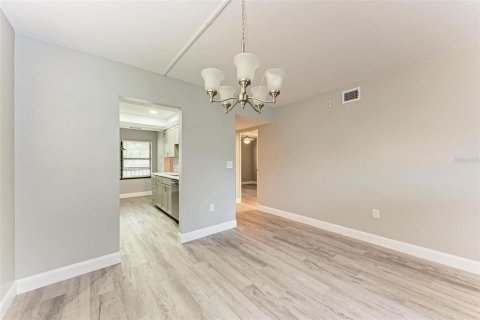 Condominio en venta en Bradenton, Florida, 2 dormitorios, 93 m2 № 1344871 - foto 10