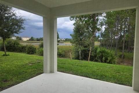 House in Davenport, Florida 4 bedrooms, 182.83 sq.m. № 1734384 - photo 11