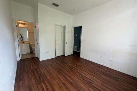 Condominio en venta en Kissimmee, Florida, 2 dormitorios, 75.44 m2 № 2107248 - foto 11