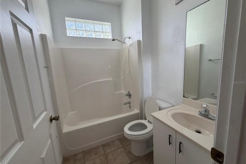 Condominio en venta en Kissimmee, Florida, 2 dormitorios, 75.44 m2 № 2107248 - foto 9