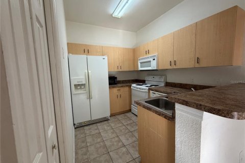 Condominio en venta en Kissimmee, Florida, 2 dormitorios, 75.44 m2 № 2107248 - foto 6