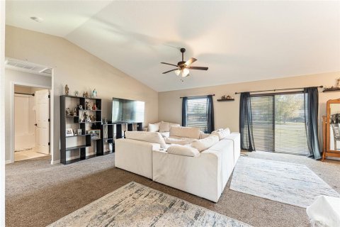 Villa ou maison à vendre à Ocala, Floride: 4 chambres, 163.69 m2 № 1514612 - photo 9