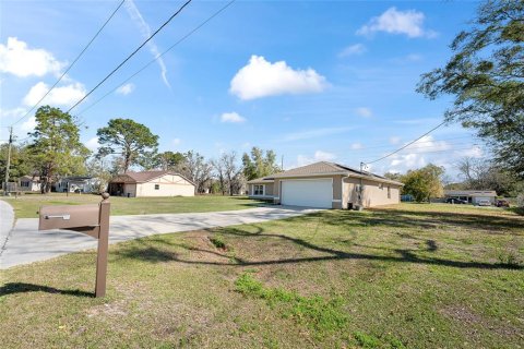 Villa ou maison à vendre à Ocala, Floride: 4 chambres, 163.69 m2 № 1514612 - photo 4
